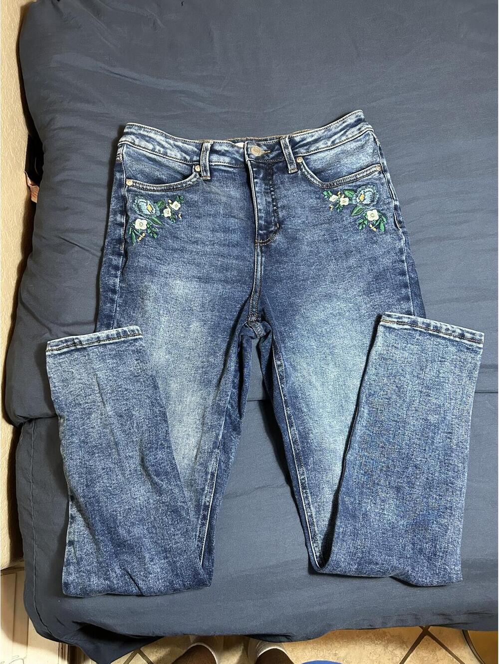 LC Lauren Conrad Blue Denim Jeans with Floral Embroidery